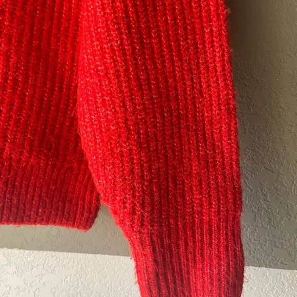 Vince Camuto sweater - Picture 2 of 4